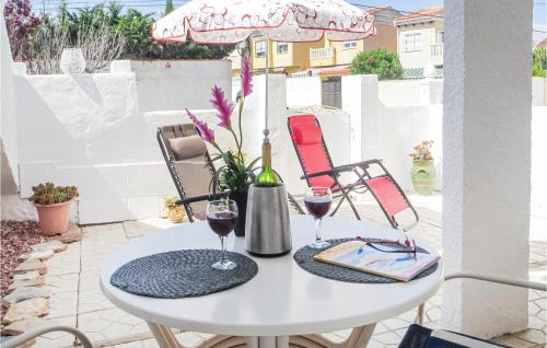 Pemandangan luar, 1 Bedroom Nice Apartment In Torrevieja in El Chaparral
