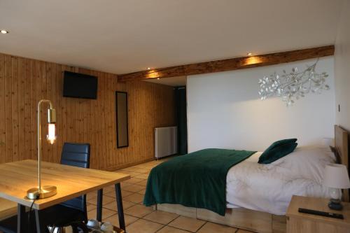 1 double bed