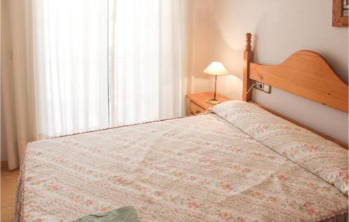 Five-Bedroom Apartment in Los Alcazares - image 10