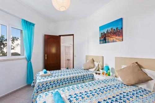 Villa Leonor by Villa Plus - image 2
