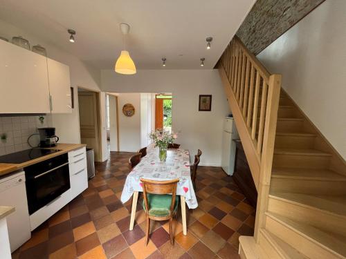 Instalaciones, Chez Oscar in Barbizon