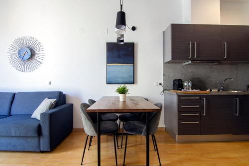 One-Bedroom Apartment image 10