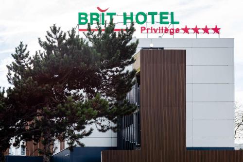 Зовнішній вигляд готелю, Brit Hotel Privilège Paris Rosny-sous-Bois (Brit Hotel Privilege Paris Rosny-sous-Bois) in Росні-су-Буа
