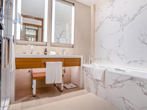 EasyGo - Address Opera Residences T2 - 2 Bedroom - image 13