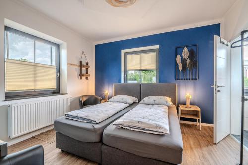 2 twin beds