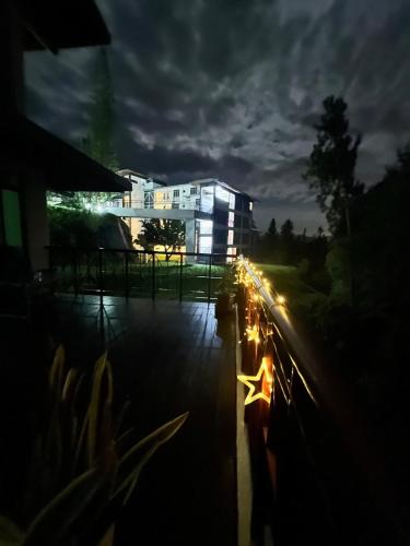 The Hillview inn Meranti Park Suites