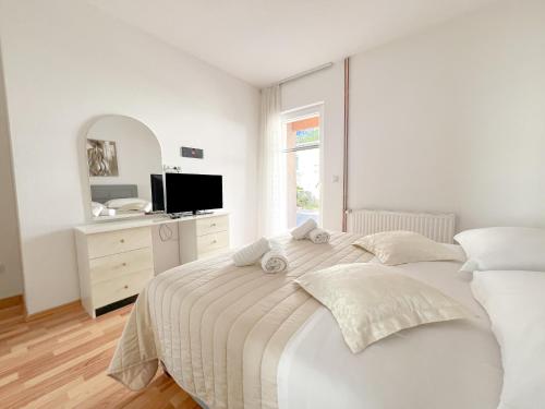 House Basta - Free beach parking - image 3