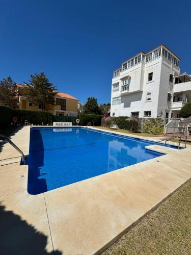 El Atico con Vistas al Mediterraneo parking y Piscina 6p - Apartment - Rincón de la Victoria