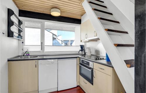 Kitchen, 2 Bedroom Gorgeous Apartment In Vggerlse in Idestrup