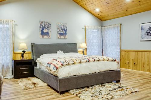 Adirondack Retreat w/ Heated Pool & Scenic Views! in Chestertown (NY)