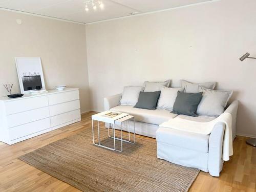 . Cosy 1 bedroom apartment with private terrace