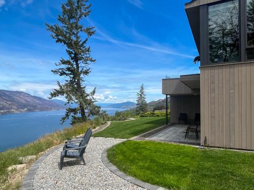Kelowfornia Lakeview Retreat in Kelowna, Canada