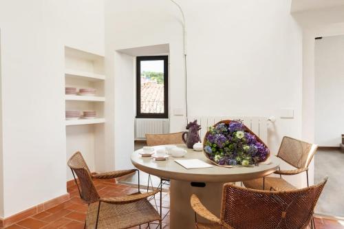 Casa Garibaldi by Burghesius - image 8