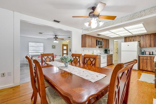 Sarasota Family Home Less Than 10 Mi to Beaches and Downtown in Sarasota, USA