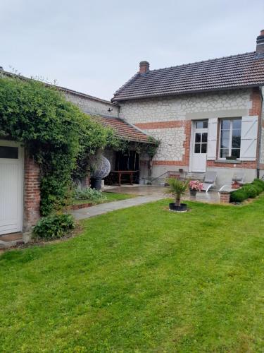 GITE, MAISON A LA CAMPAGNE ARDENNES, AISNE,MARNE in Le Thour