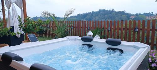 Karstais baseins, B&B TERRA DI COLLINA Relais in Montaldo Scarampi