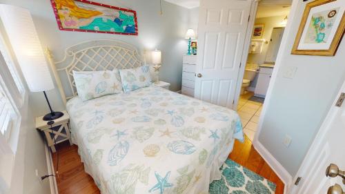 Captains Watch 15 by Tybee Beach Vacation Rentals Captains Watch 15 by Tybee Beach Vacation Rentals