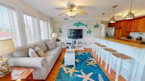 Captains Watch 15 by Tybee Beach Vacation Rentals Captains Watch 15 by Tybee Beach Vacation Rentals