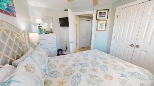 Captains Watch 15 by Tybee Beach Vacation Rentals Captains Watch 15 by Tybee Beach Vacation Rentals