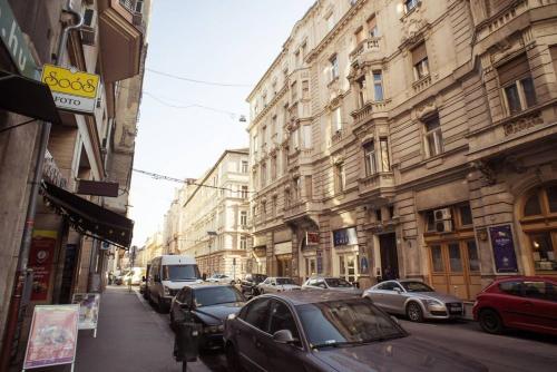 Ultra Central - Next to the Synagogue - Air Conditioning - image 8