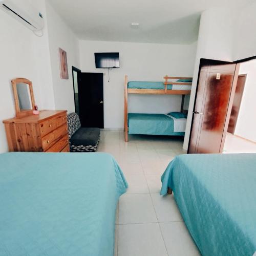 Hosteria La Veleta, Playas in Playas Villamil