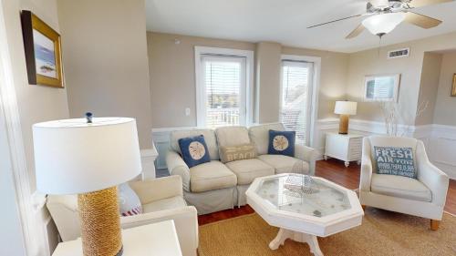 Captains Watch 20 by Tybee Beach Vacation Rentals Captains Watch 20 by Tybee Beach Vacation Rentals