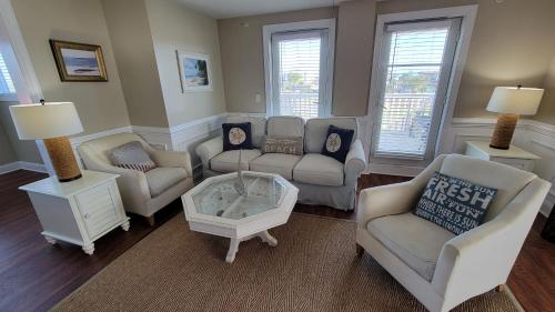 Captains Watch 20 by Tybee Beach Vacation Rentals Captains Watch 20 by Tybee Beach Vacation Rentals