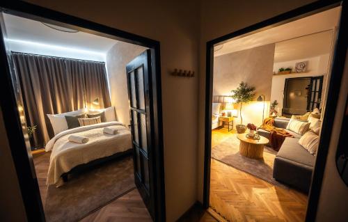 2BR 15Bath Chic City Suite near Wenceslas Square - image 12