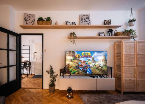 2BR 15Bath Chic City Suite near Wenceslas Square - image 6