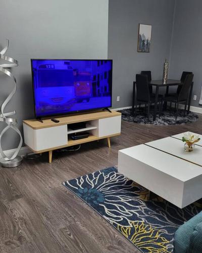 3BR 1BA, AC Wi-fi, OSU, Free parking, washer and Dryer in Columbus, USA