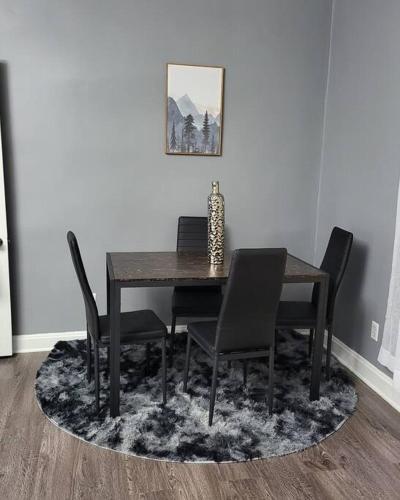 3BR 1BA, AC Wi-fi, OSU, Free parking, washer and Dryer in Columbus, USA