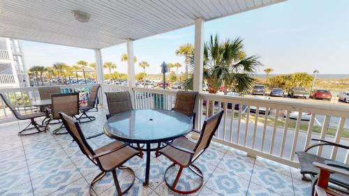 Dolphin Watch 01 by Tybee Beach Vacation Rentals Dolphin Watch 01 by Tybee Beach Vacation Rentals