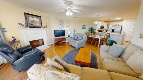 Dolphin Watch 01 by Tybee Beach Vacation Rentals Dolphin Watch 01 by Tybee Beach Vacation Rentals