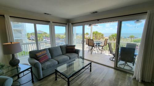 Dolphin Watch 05 by Tybee Beach Vacation Rentals Dolphin Watch 05 by Tybee Beach Vacation Rentals