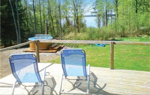 Skats, Amazing Home In Annerstad With Sauna in Annerstad