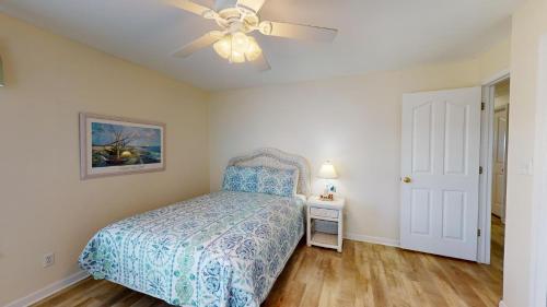 Dolphin Watch 05 by Tybee Beach Vacation Rentals Dolphin Watch 05 by Tybee Beach Vacation Rentals