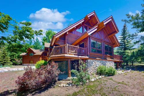 Bow Canyon Oasis, Big Bear Lake (CA), United States