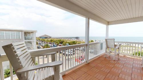 Dolphin Watch 09 by Tybee Beach Vacation Rentals Dolphin Watch 09 by Tybee Beach Vacation Rentals