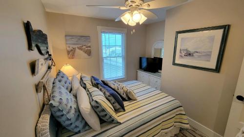 Dolphin Watch 09 by Tybee Beach Vacation Rentals Dolphin Watch 09 by Tybee Beach Vacation Rentals