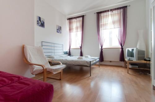 Studio Apartment - Top 29