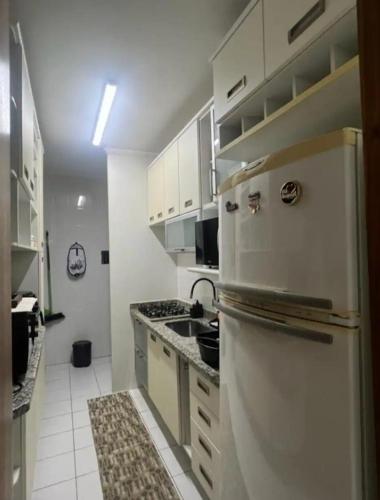 Kitchen, Apartamento GUARUJA -ENSEADA!!! near Barracao Do Alemao