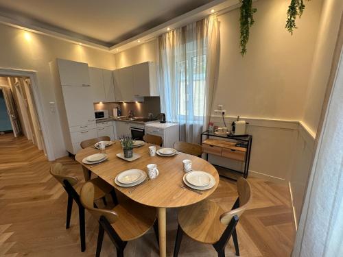 Book-A-Room Salzburg Apartment 33 near Salzburg Airport