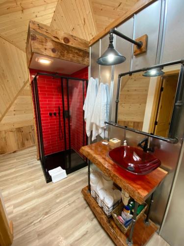 Natahala Glamping Red Dome #1 in Topton, USA