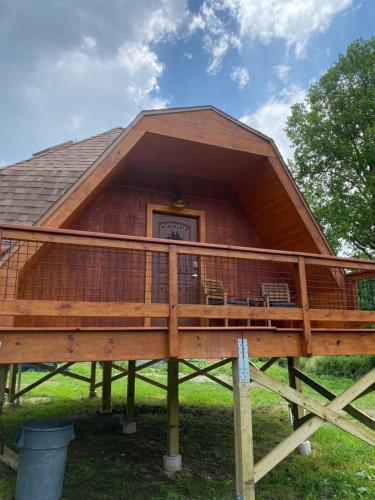 Natahala Glamping Red Dome #1 in Topton, USA
