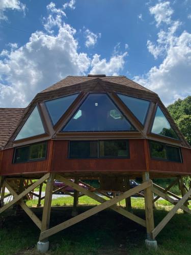 Natahala Glamping Red Dome #1 in Topton, USA