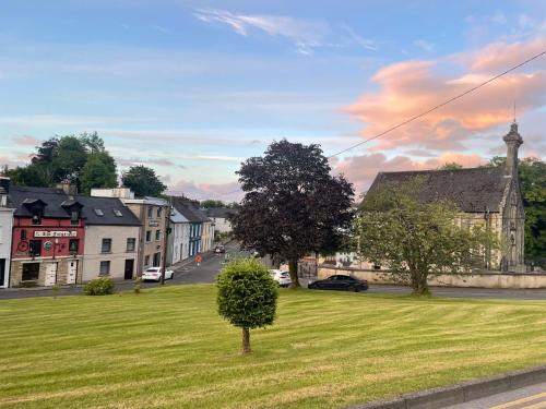 Sehenswürdigkeiten in der Nähe, Riverside House in Donegal