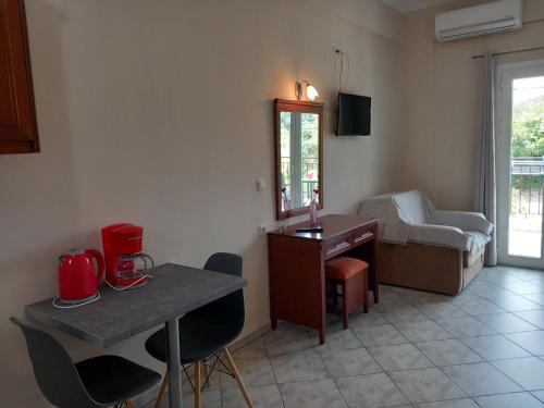 NIKOS DIMAS STUDIOS NIKOS DIMAS STUDIOS