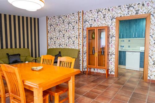 virtuve, Artesa Suites & Spa in Santo Tomé del Puerto