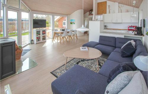  3 Bedroom Pet Friendly Home In Samsø in Nordby