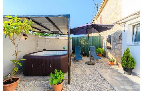 Viesnīcas āriene, Amazing Home In Barat With House A Panoramic View in Barat